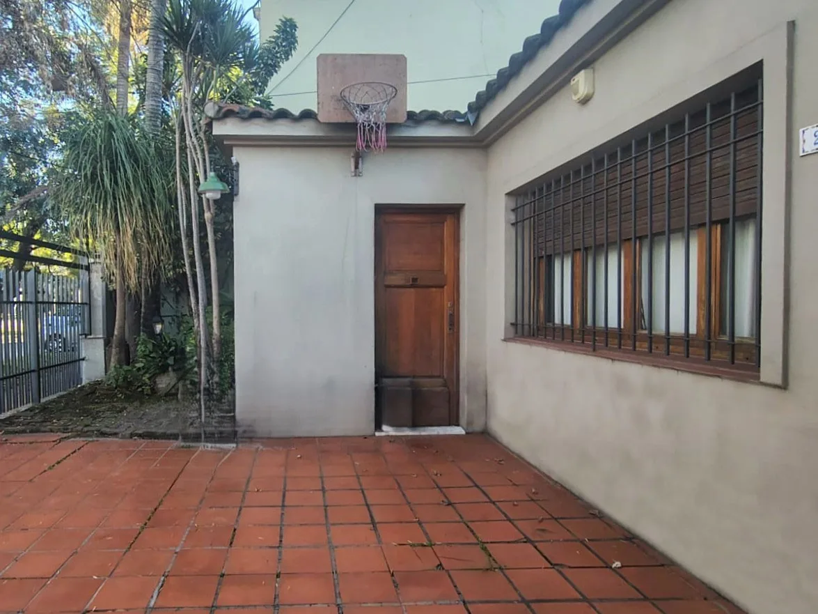 Casa en Castelar Norte — foto 2