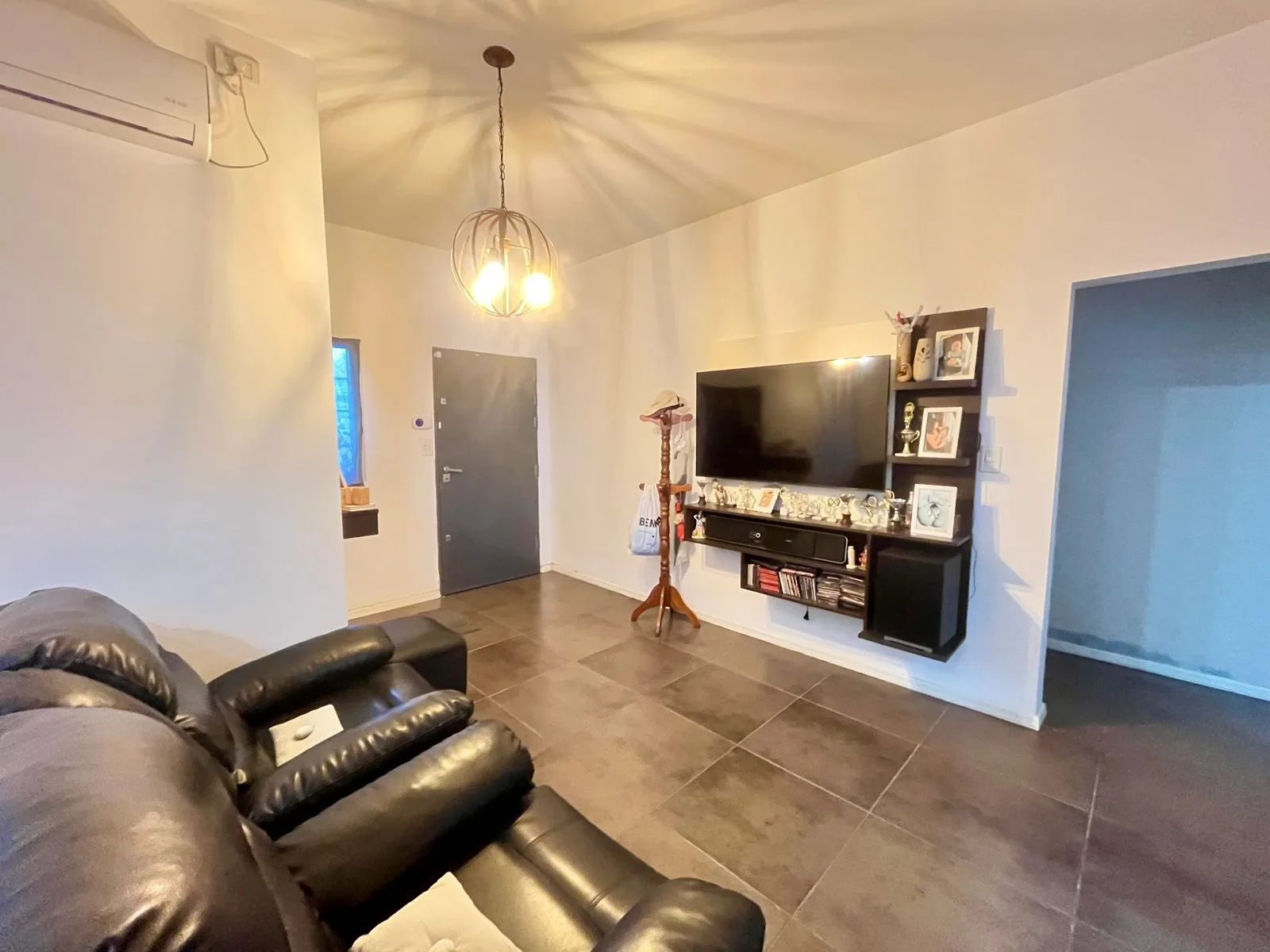 Casa en Castelar Norte — foto 3