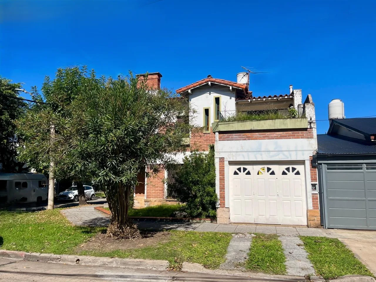 Casa en Castelar Norte — foto 2
