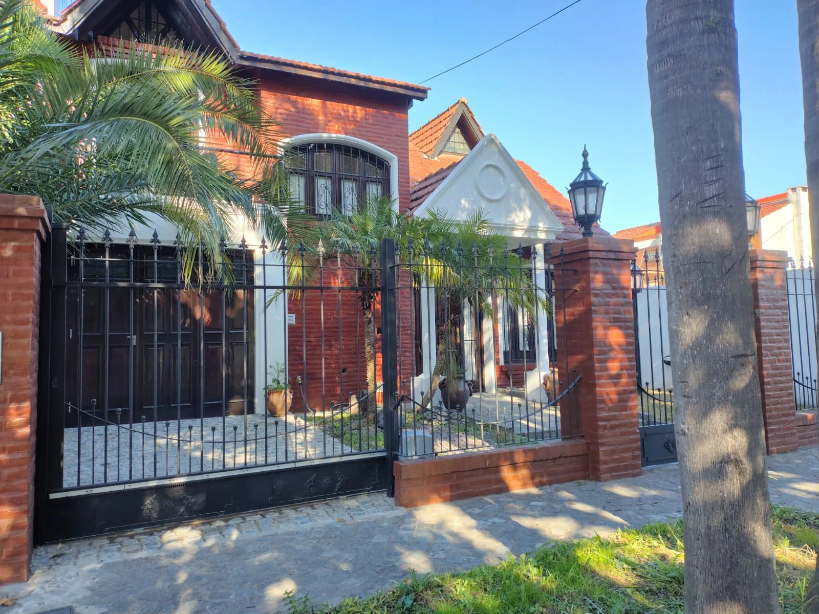 Casa en Castelar Norte — foto 2