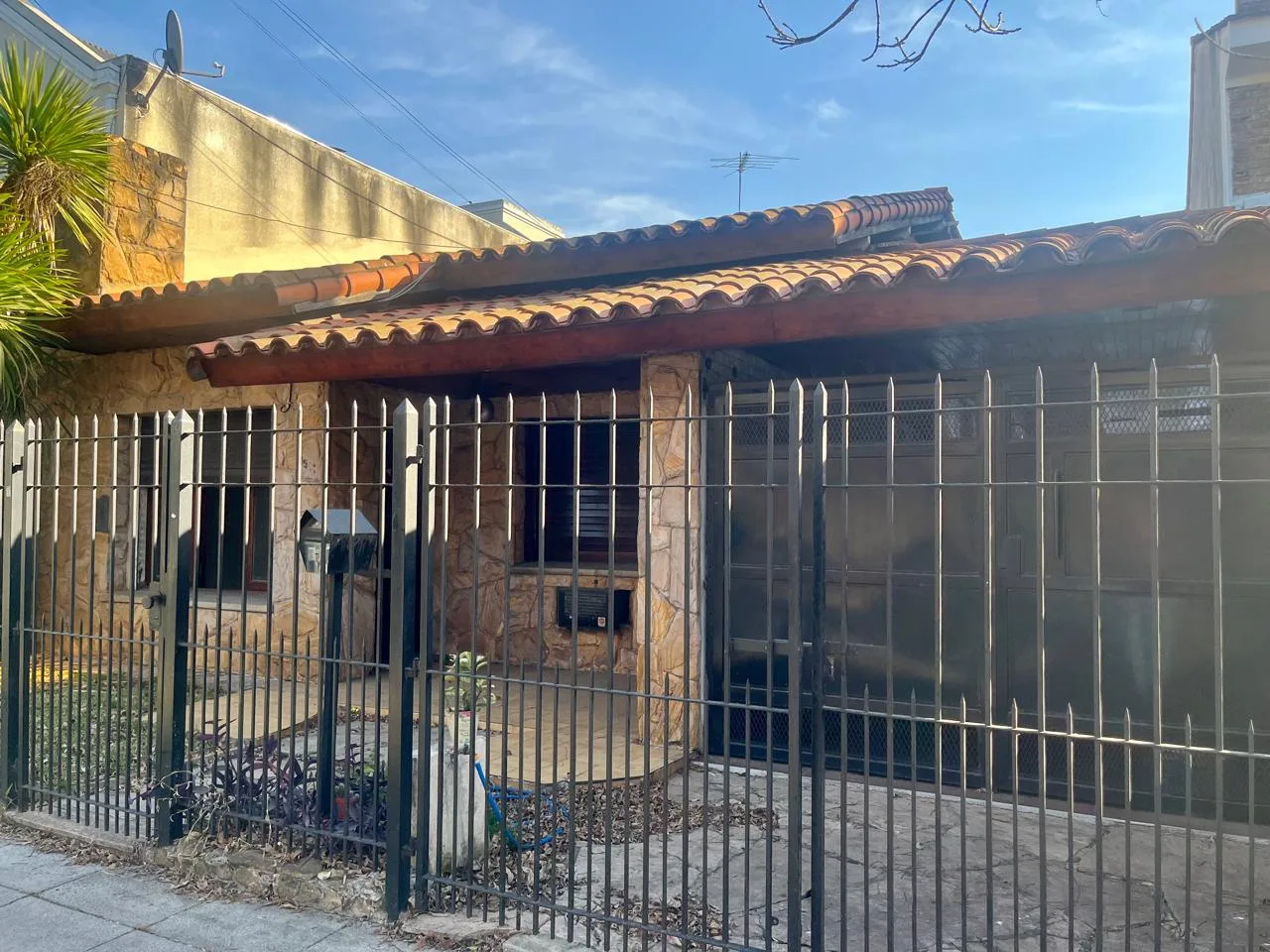 Casa en Castelar Norte — foto 2